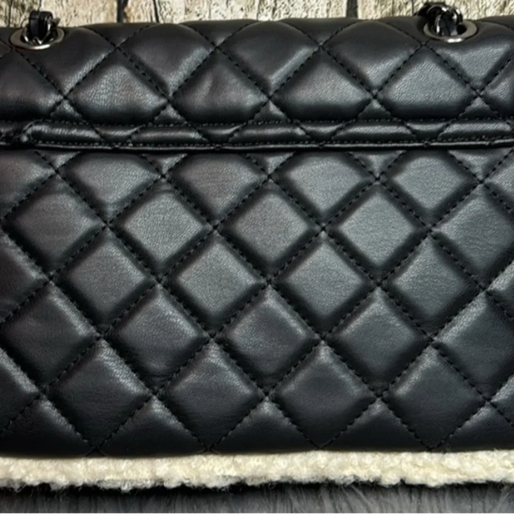 NWT Gilda Paris Black w/Sherpa Trim Crossbody Bag 11.5” x 8” x 3” NWT - Picture 2 of 4